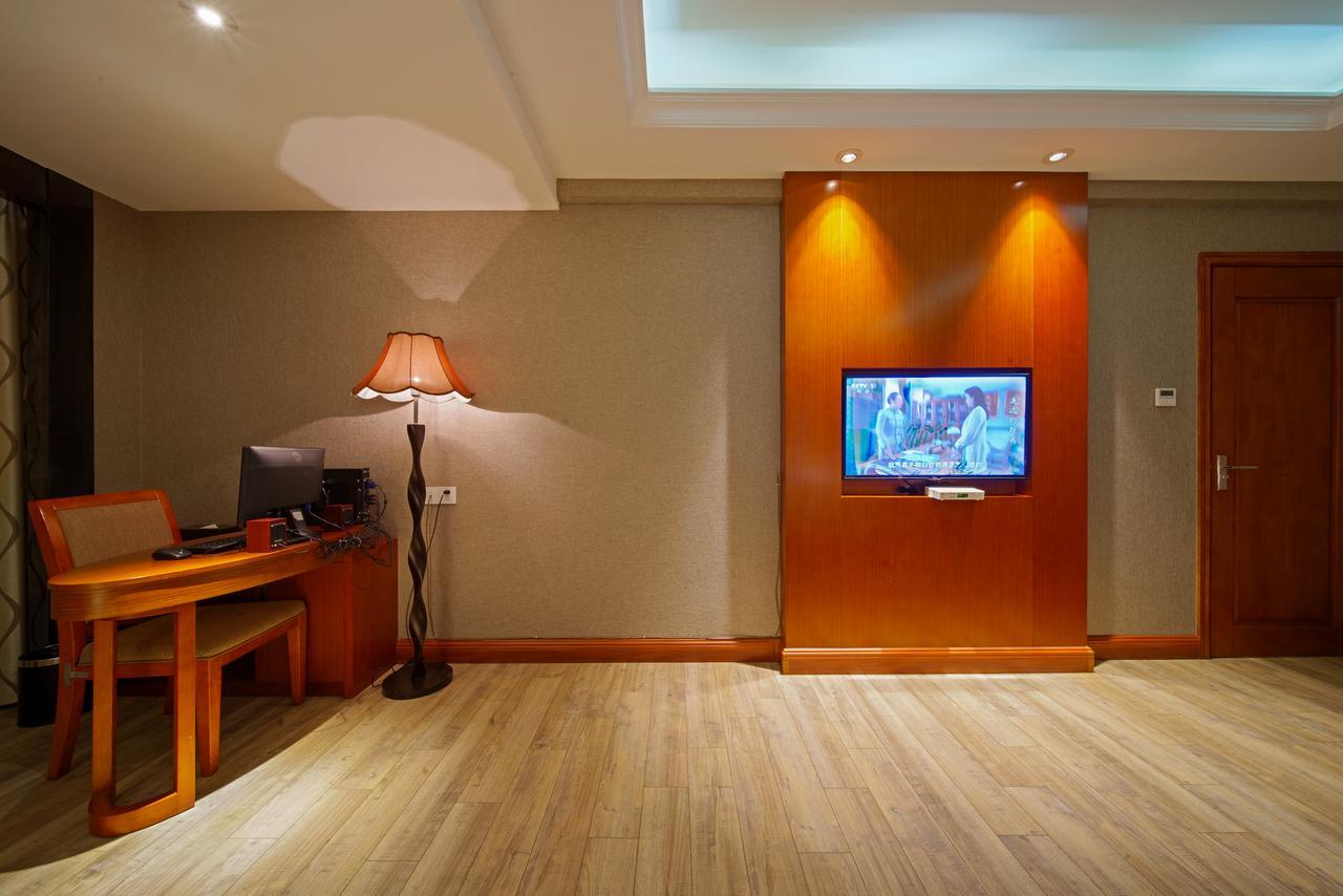 Borrman Hotel Guangzhou Tangxia Branch Exterior photo